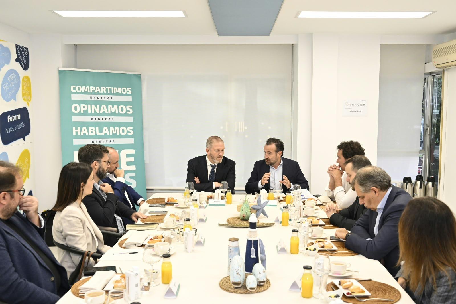 Diego Solier in conversation with the technology sector during the working breakfast hosted by DigitalES in Madrid
