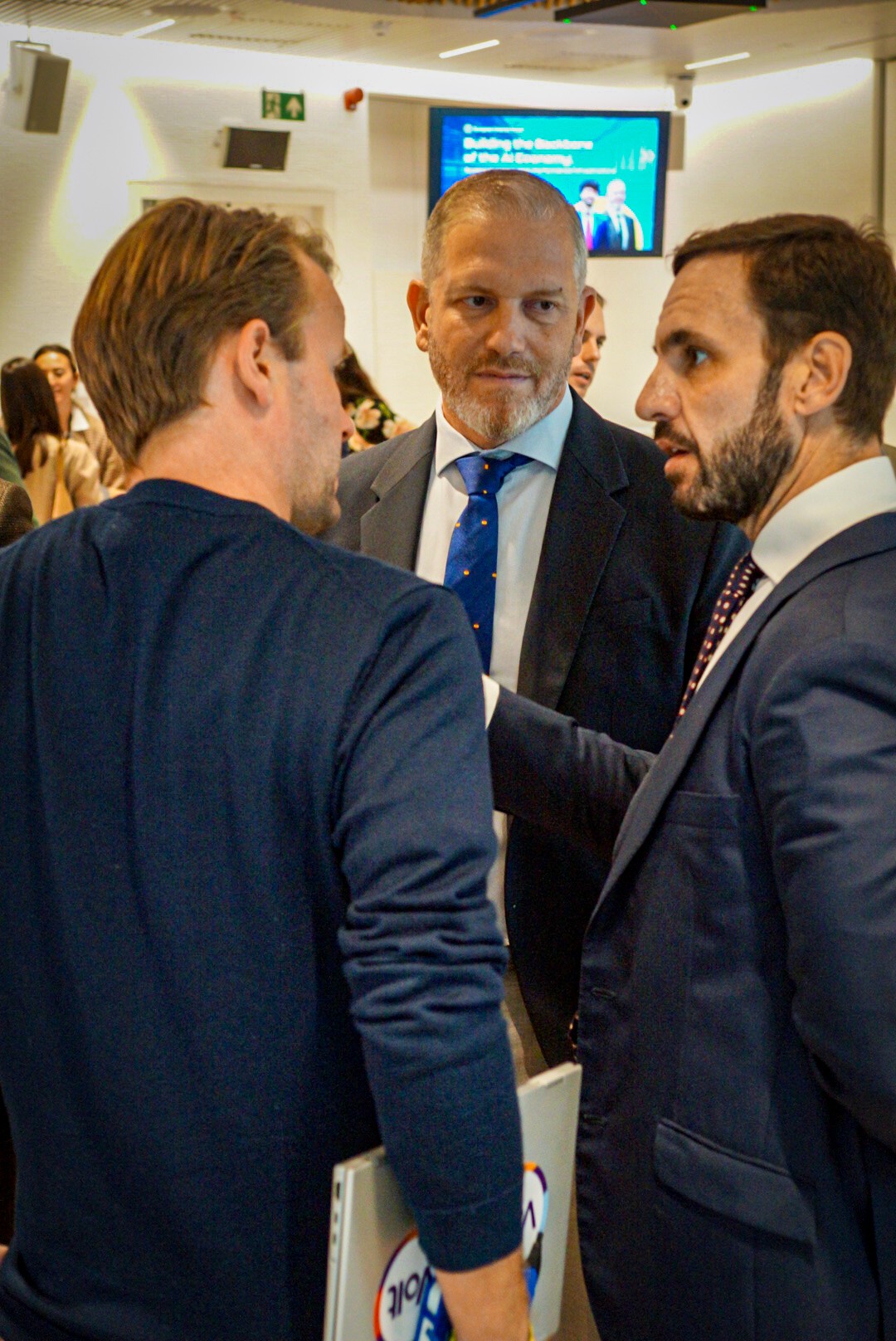 Diego Solier, Reinier van Lanschot (IMCO co-rapporteur on CADA) and Vicente Domecq at the European Internet Forum debate